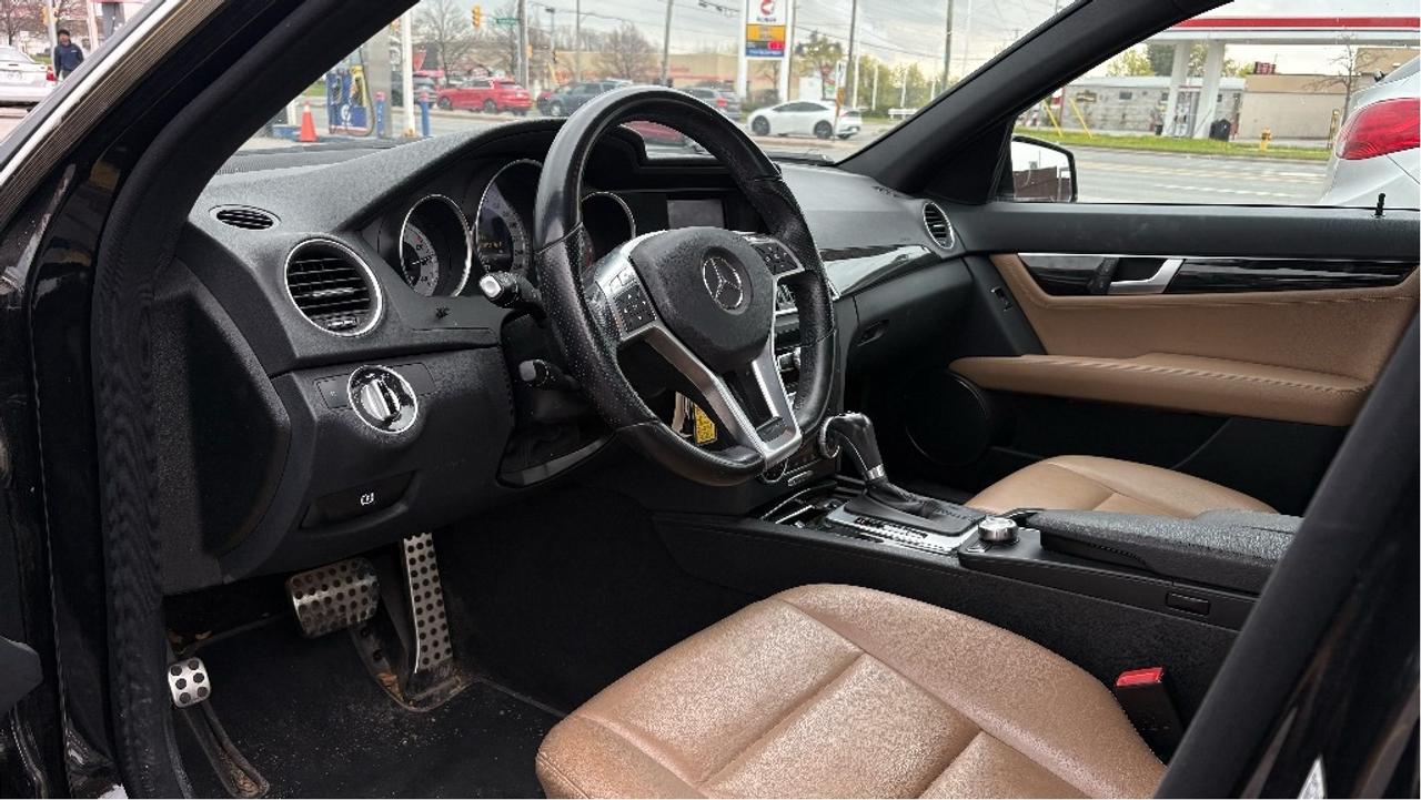 2013 Mercedes-Benz C-Class C 300 4MATIC Photo