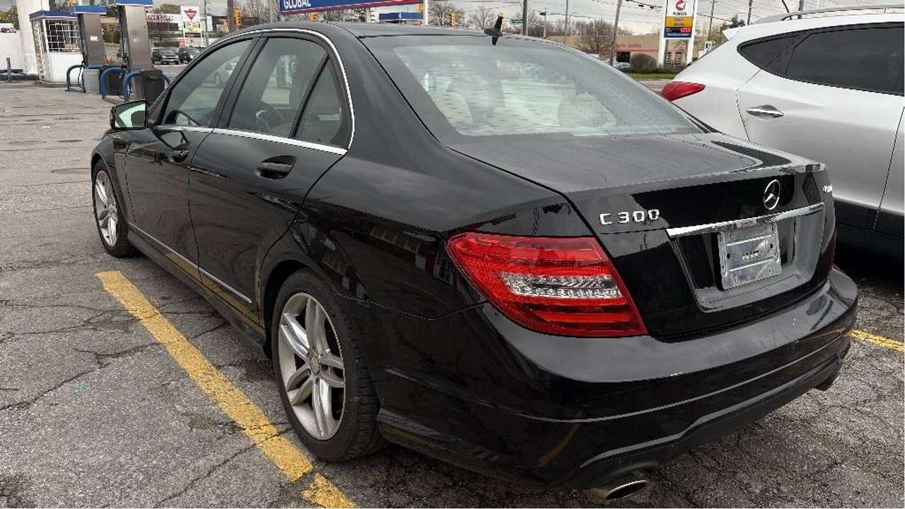 2013 Mercedes-Benz C-Class C 300 4MATIC Photo