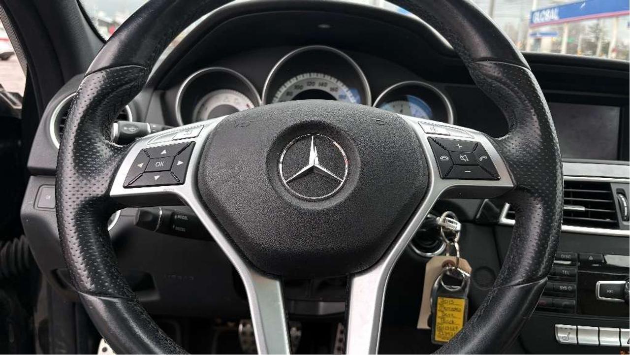 2013 Mercedes-Benz C-Class C 300 4MATIC Photo