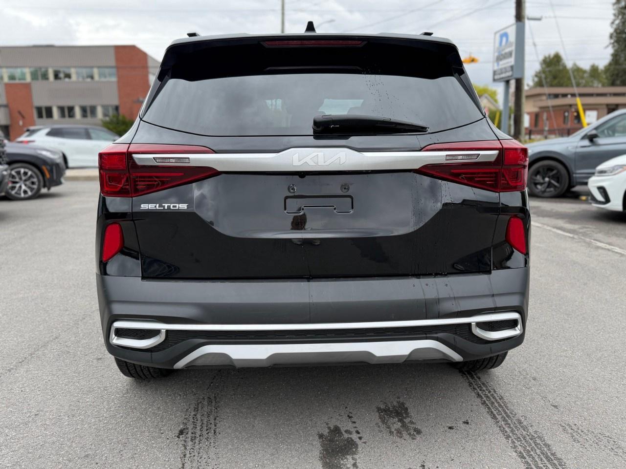 2023 Kia Seltos EX AWD Photo