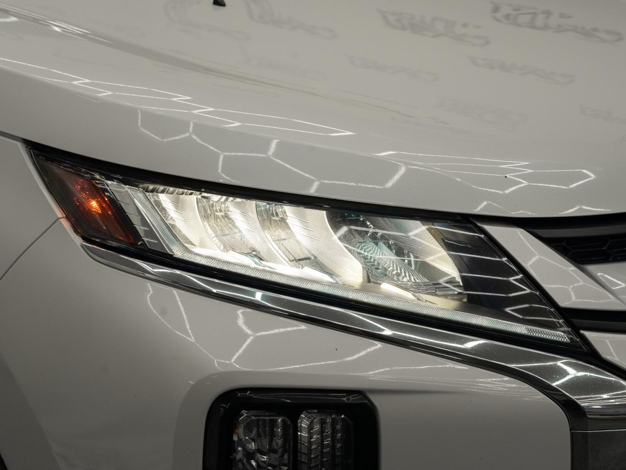 2021 Mitsubishi RVR SE Photo