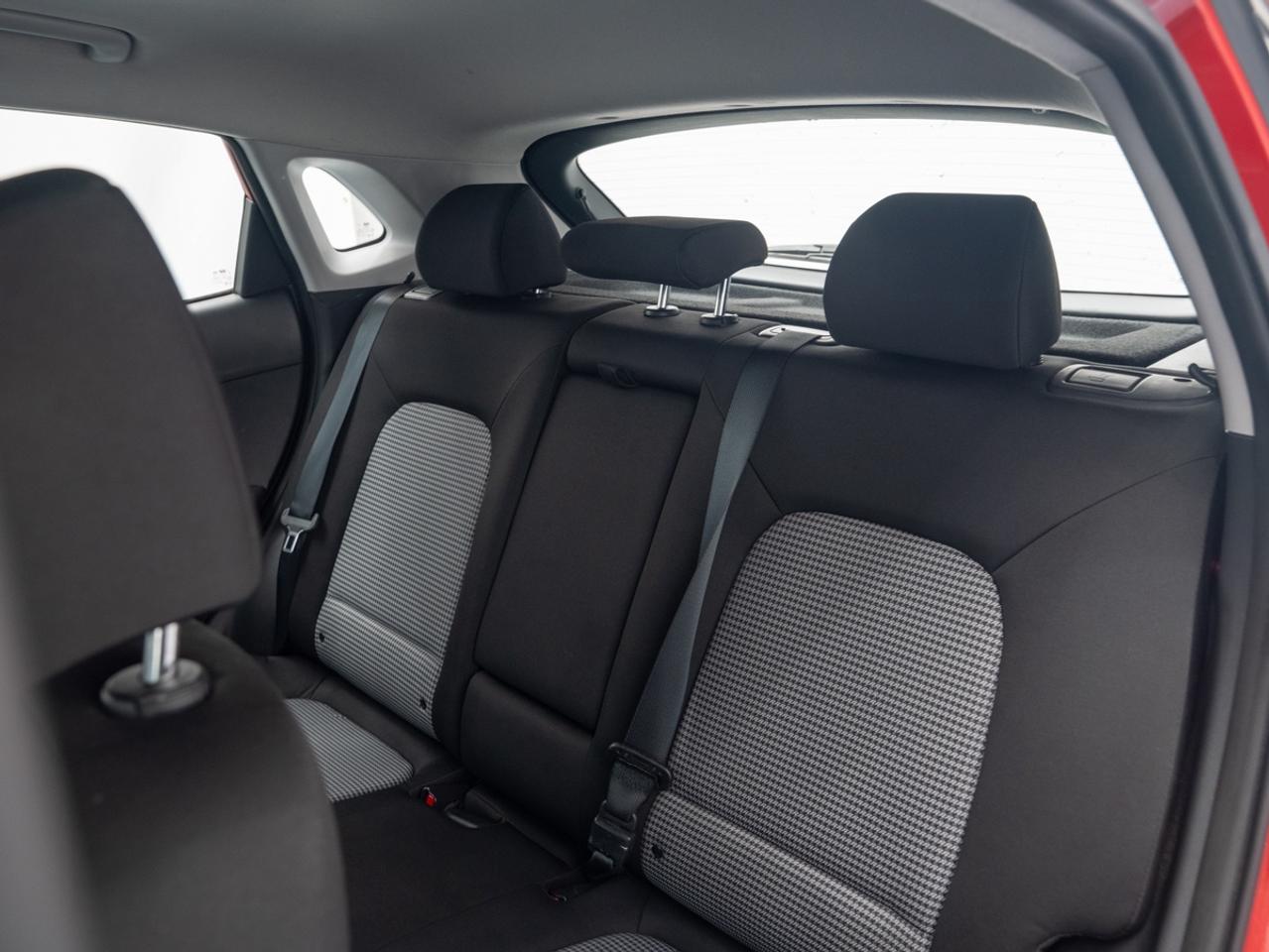 2021 Hyundai KONA SEL Photo