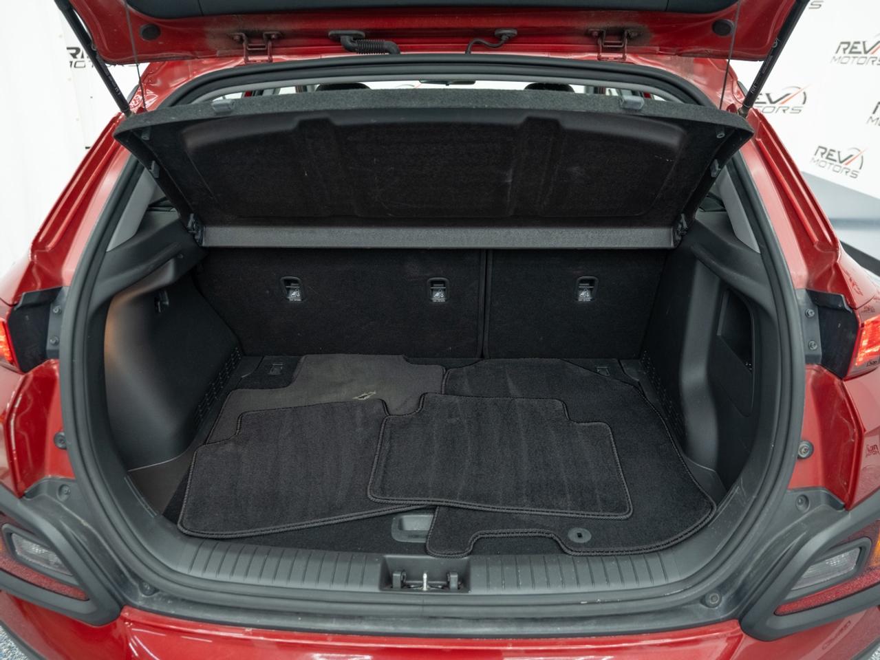 2021 Hyundai KONA SEL Photo