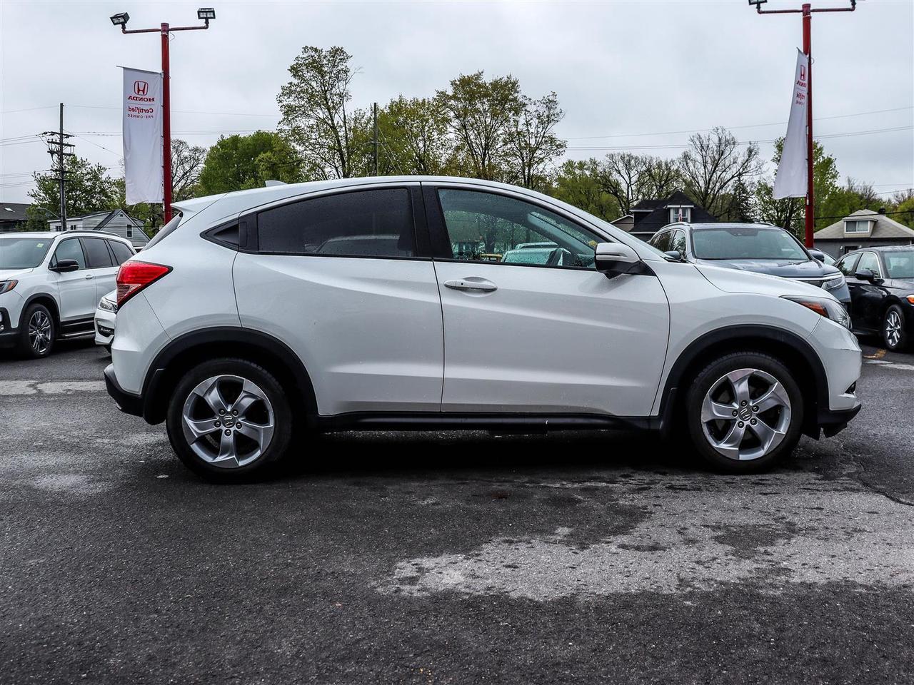 2016 Honda HR-V EX SUNROOF BACKUP CAM Photo2