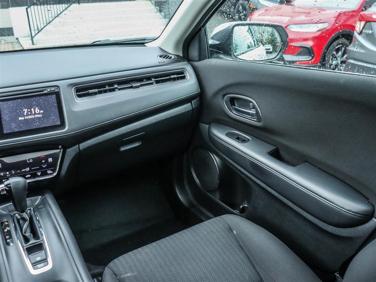 2016 Honda HR-V EX SUNROOF BACKUP CAM Photo