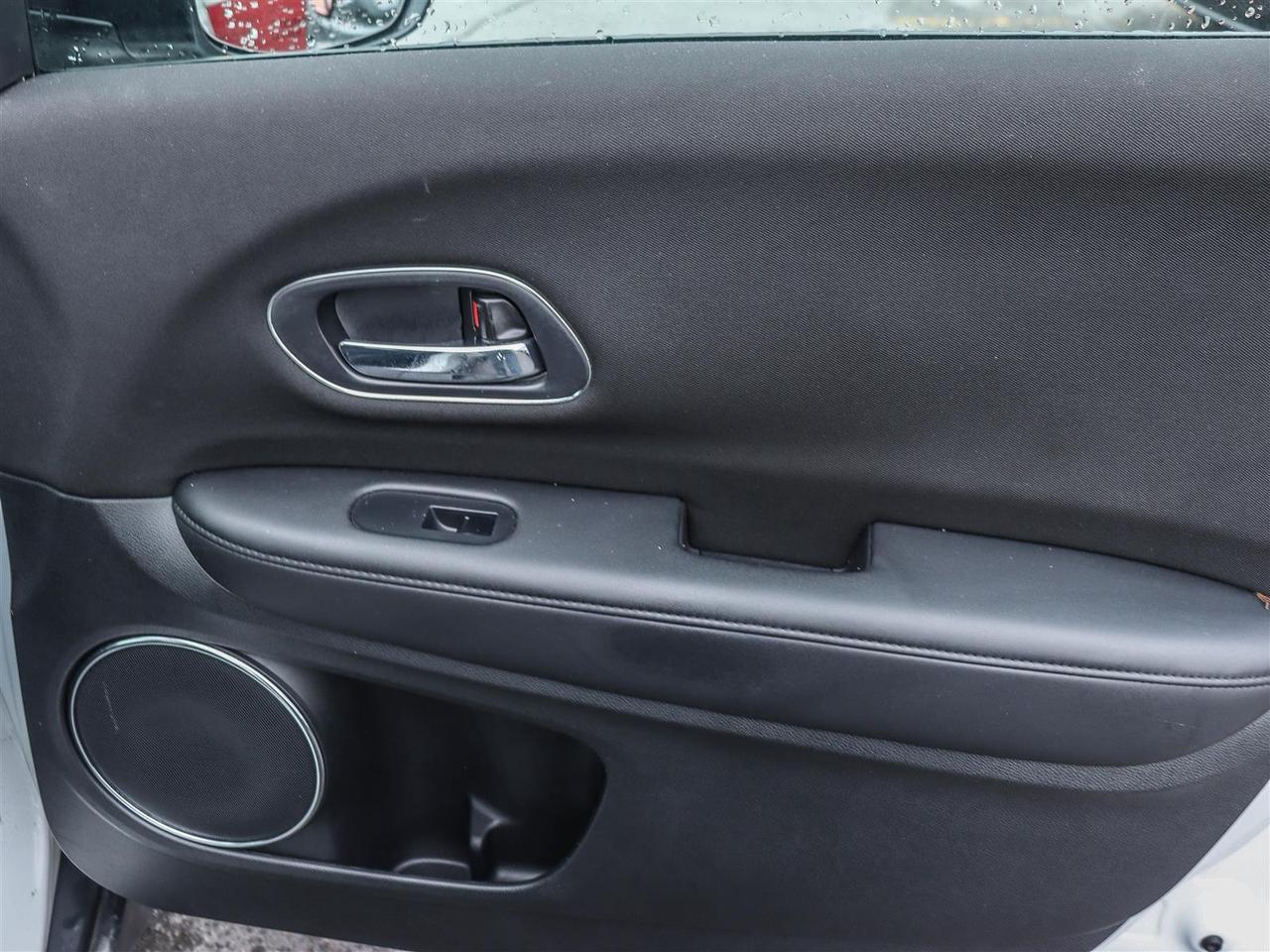 2016 Honda HR-V EX SUNROOF BACKUP CAM Photo
