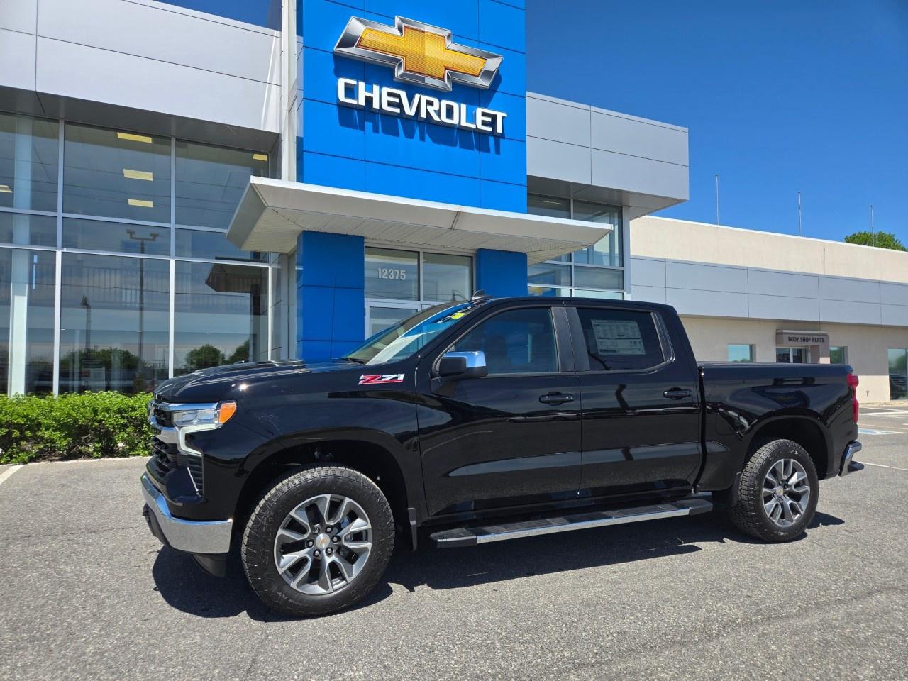 2026 Chevrolet Silverado 1500 Crew Cab Short Box 4-Wheel Drive LT Photo
