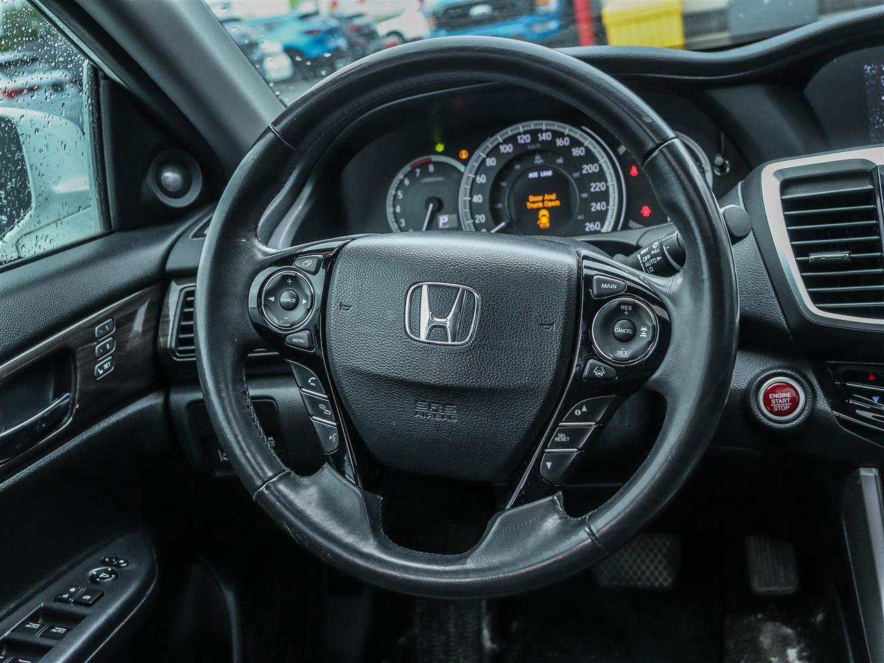 2017 Honda Accord Touring V6 NAVI LEATHER SUNROOF Photo