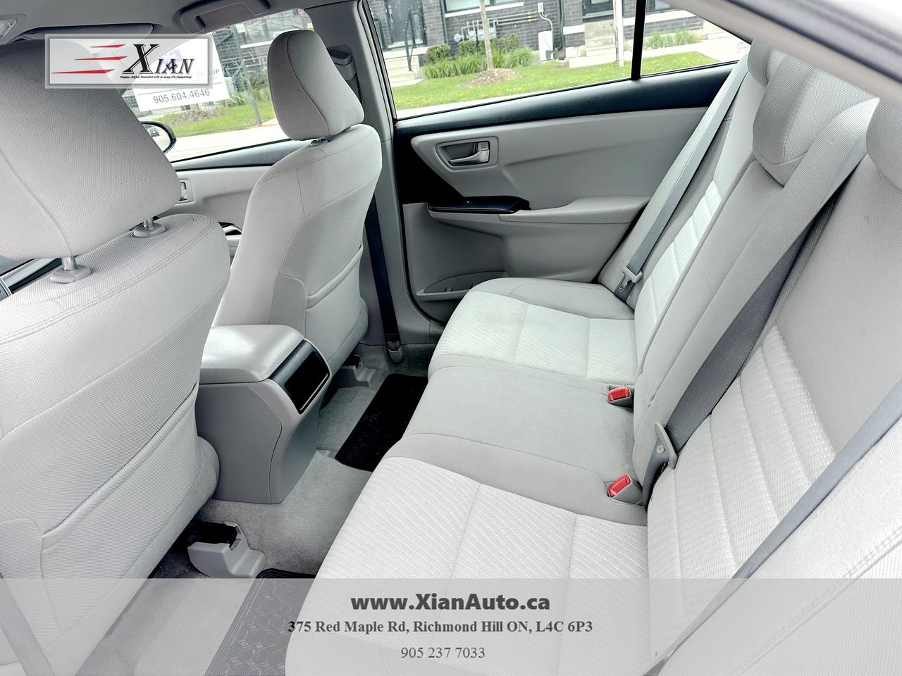 2015 Toyota Camry 4dr Sdn I4 Auto LE Photo