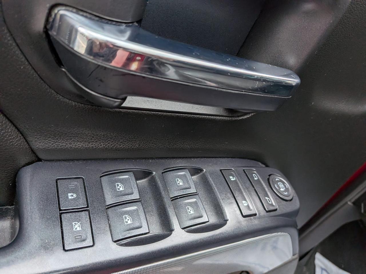 2018 Chevrolet Silverado 1500 LT Photo