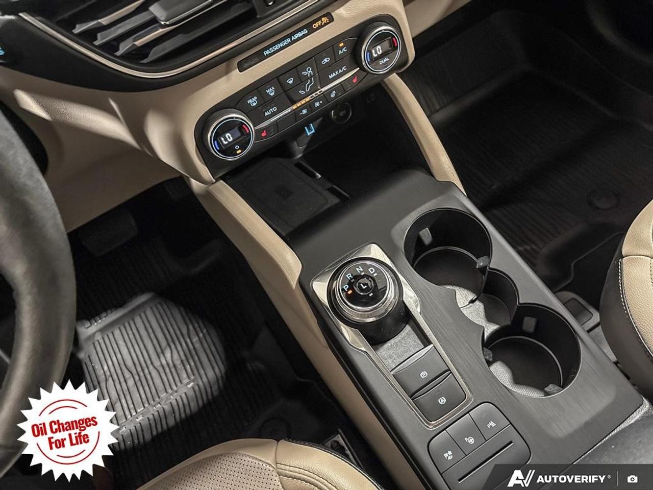 2020 Ford Escape Titanium Hybrid AWD Photo