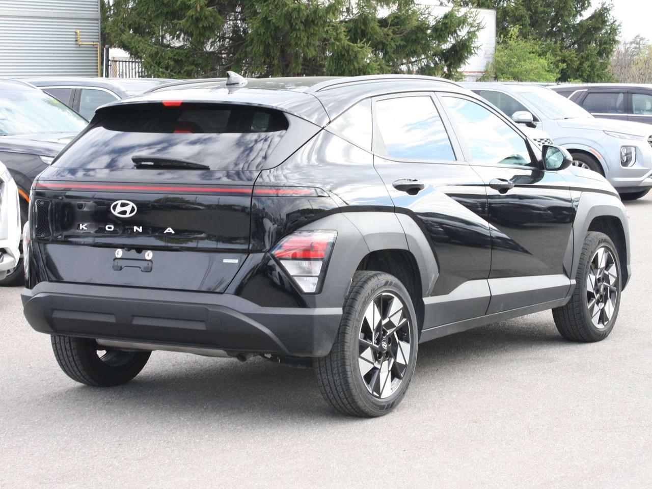2024 Hyundai KONA 2.0L Preferred AWD Photo3