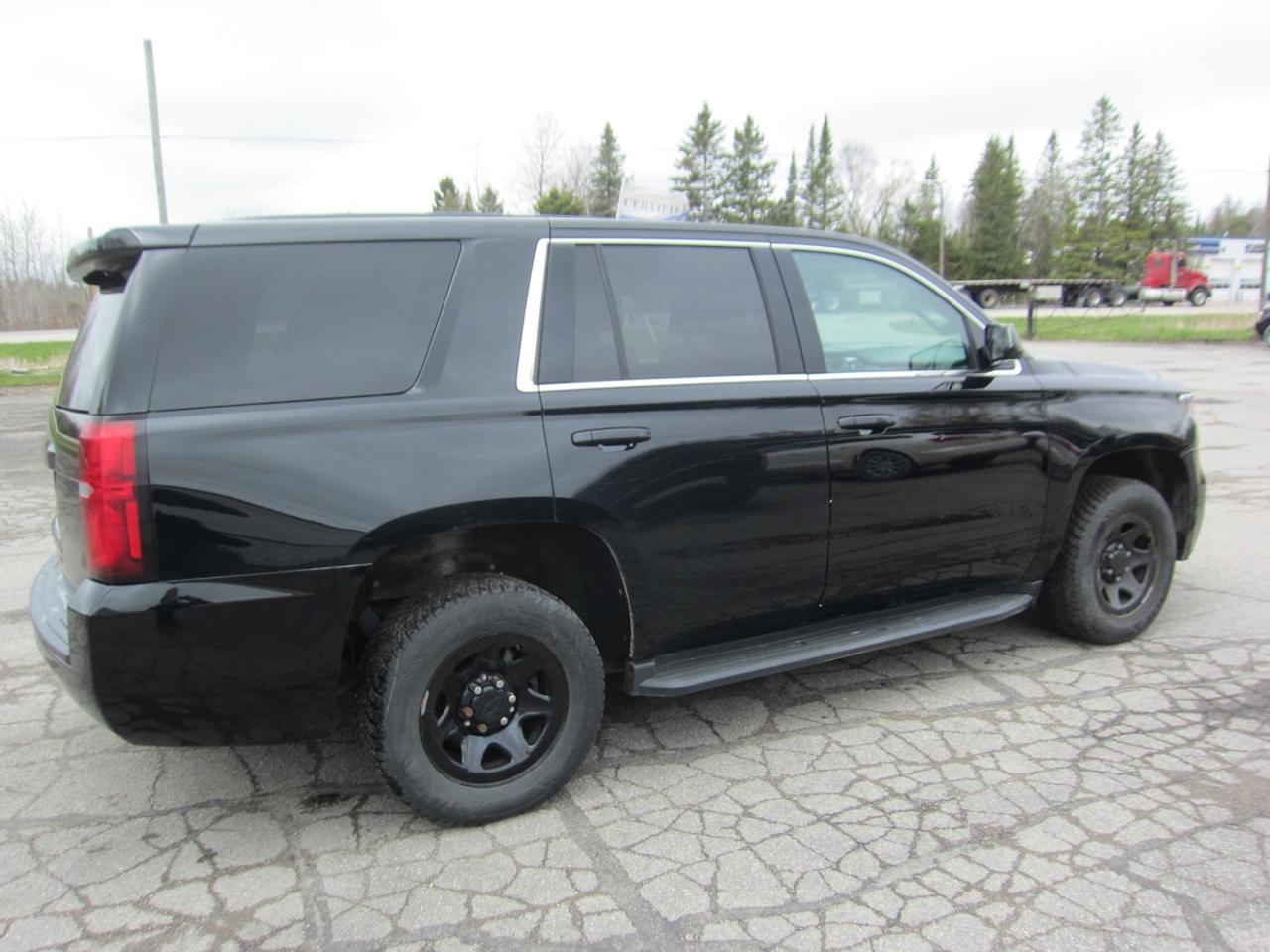 2017 Chevrolet Tahoe Police Photo3