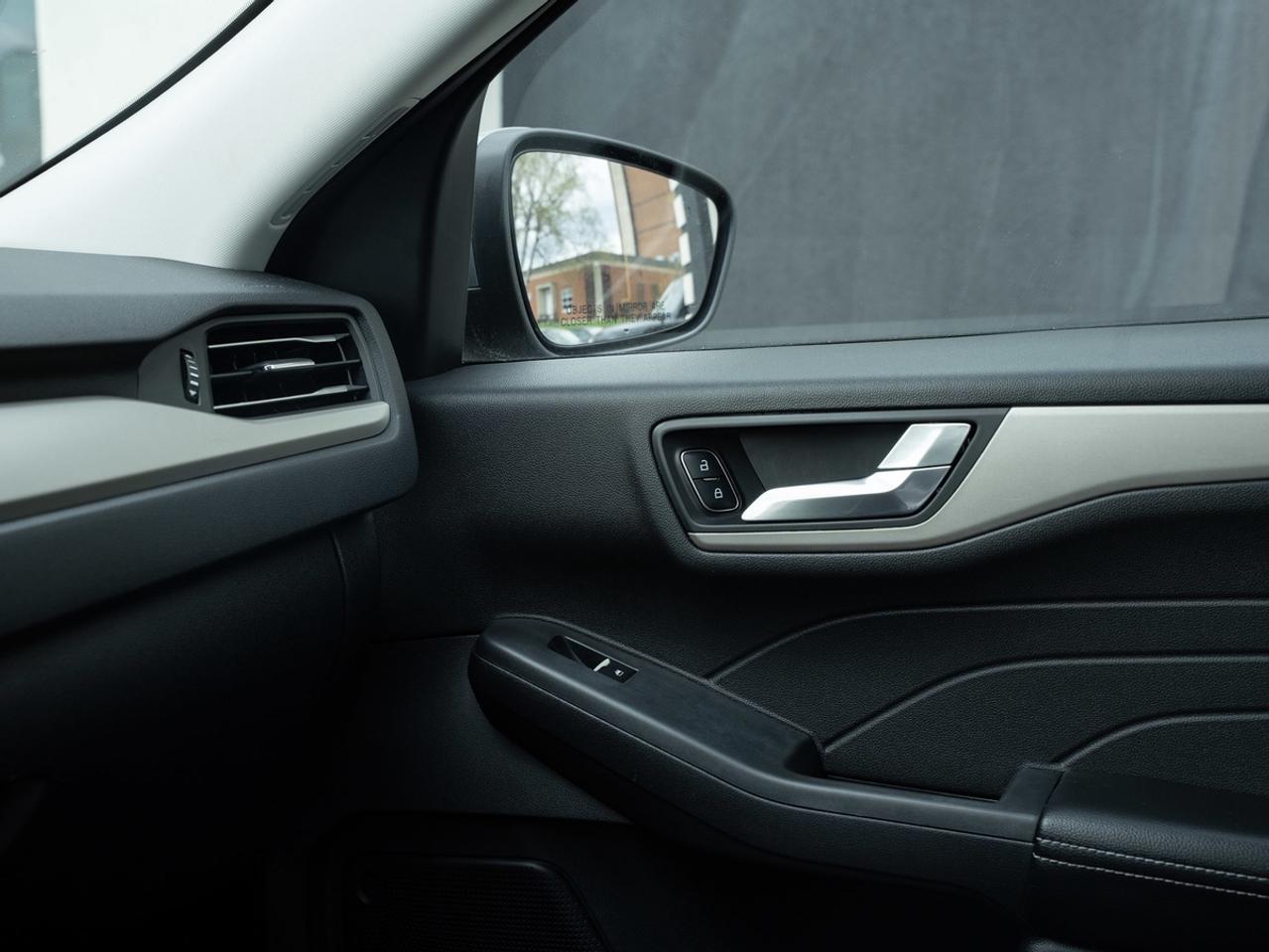 2021 Ford Escape SEL | AWD | NO Accidents Photo