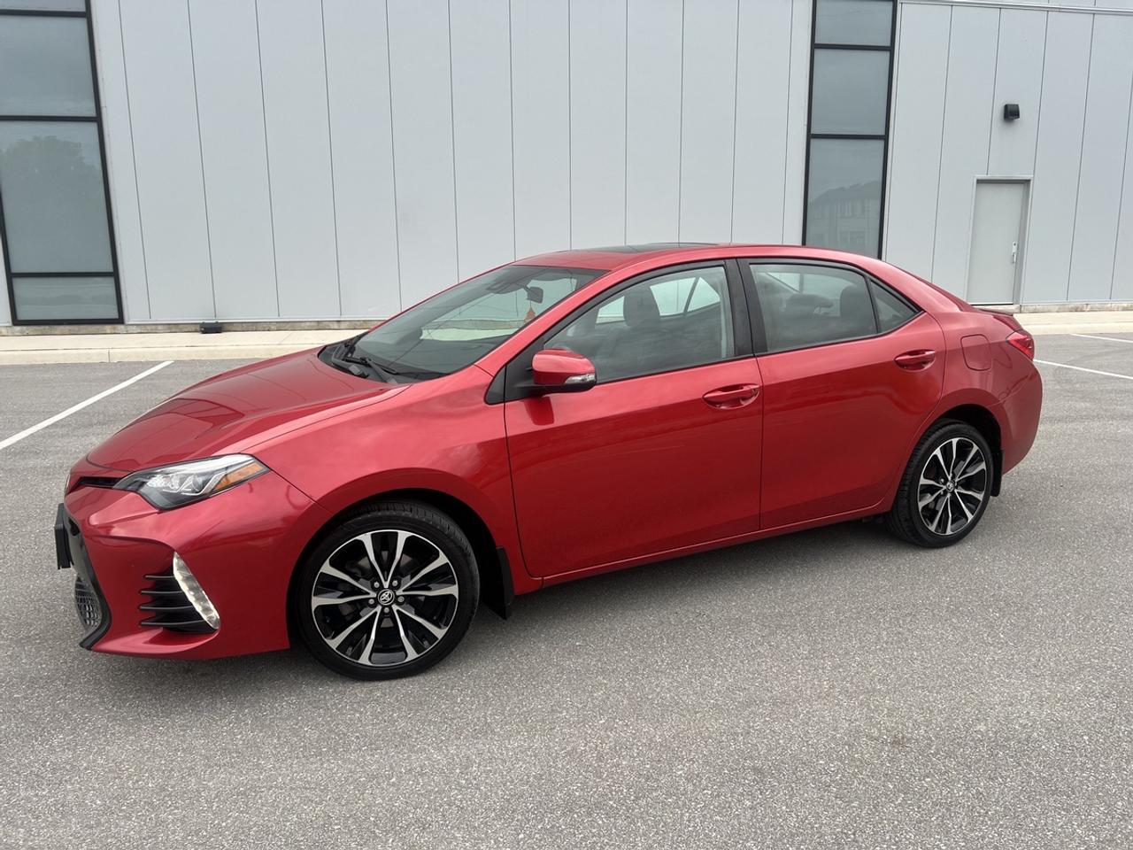 2018 Toyota Corolla SE Photo