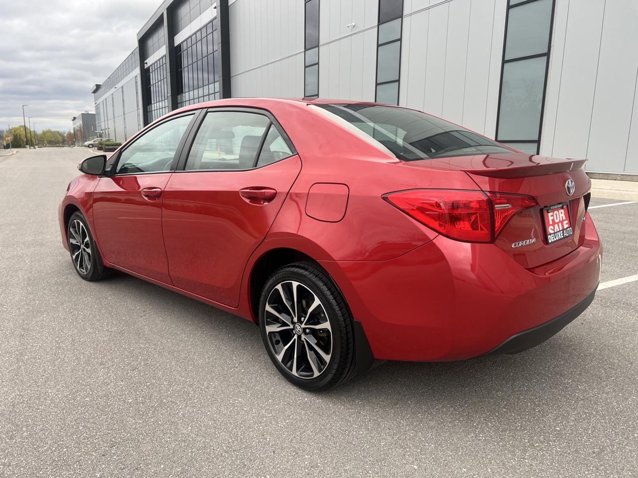 2018 Toyota Corolla SE Photo
