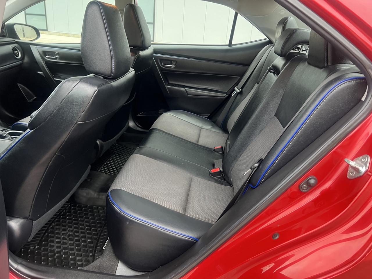 2018 Toyota Corolla SE Photo