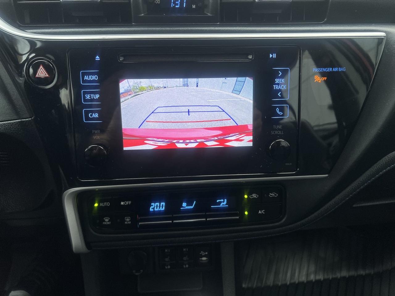 2018 Toyota Corolla SE Photo