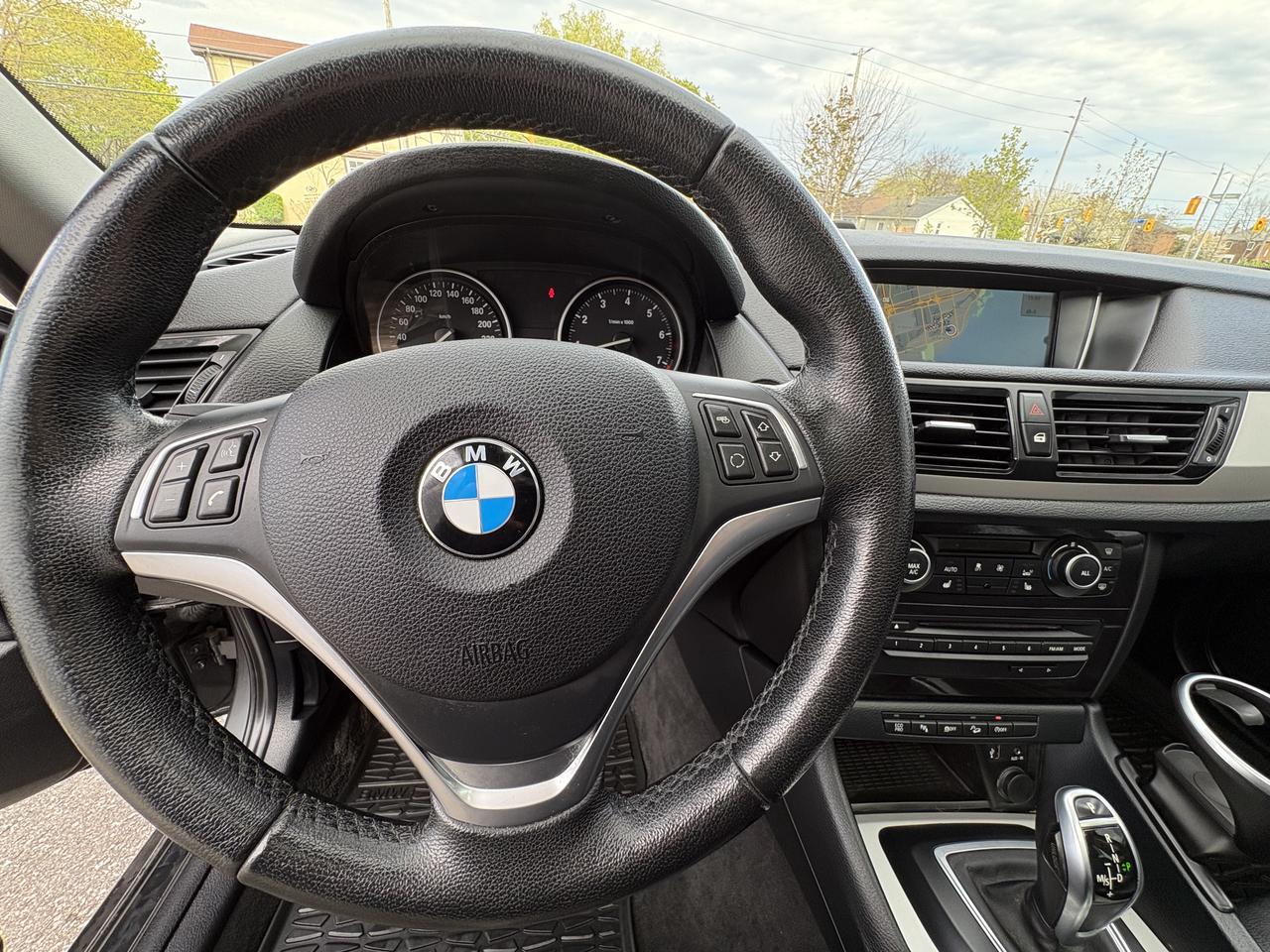 2014 BMW X1 xDrive28i Photo