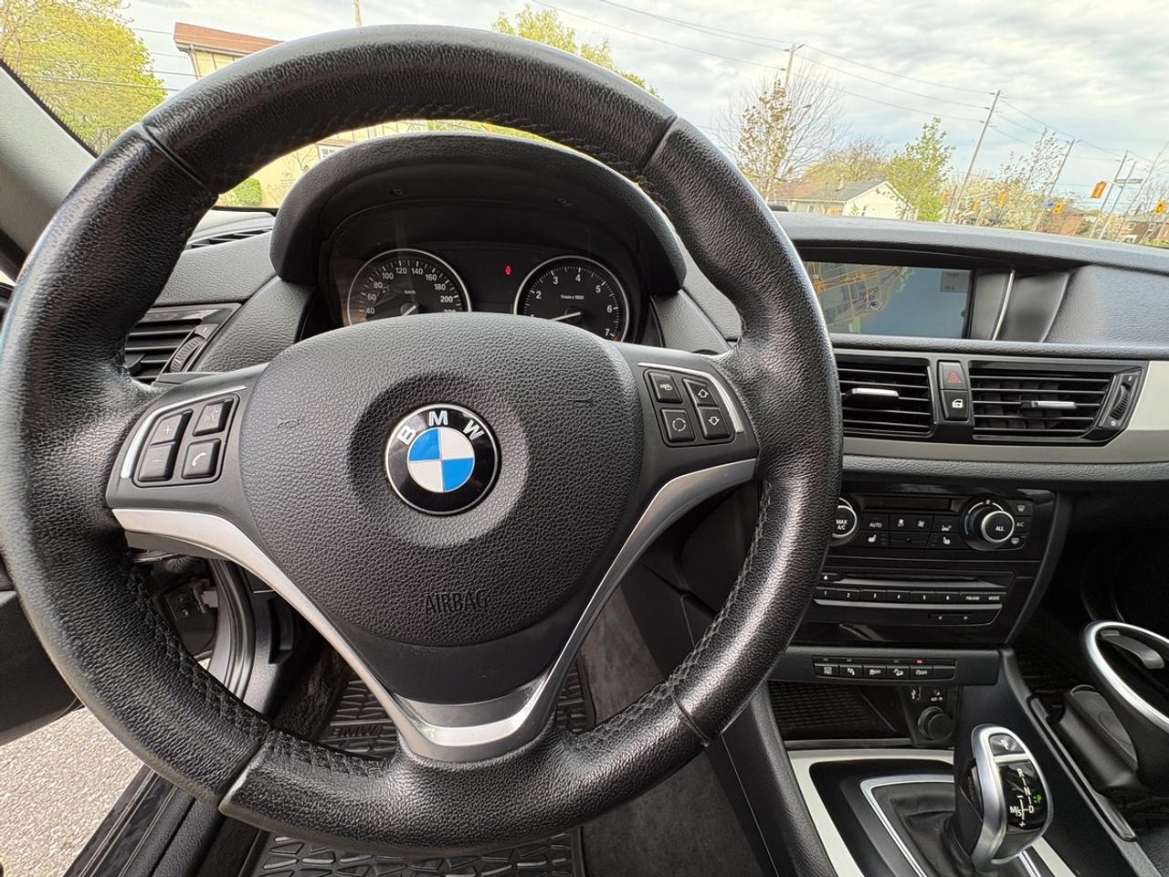 2014 BMW X1 xDrive28i Photo