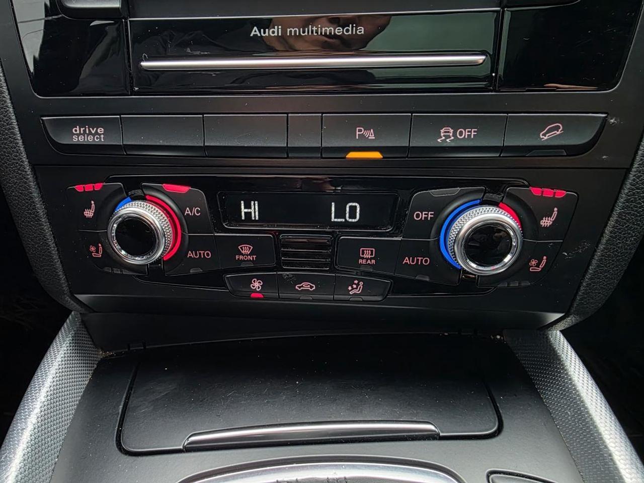 2015 Audi Q5 quattro 4dr 2.0T Technik Photo