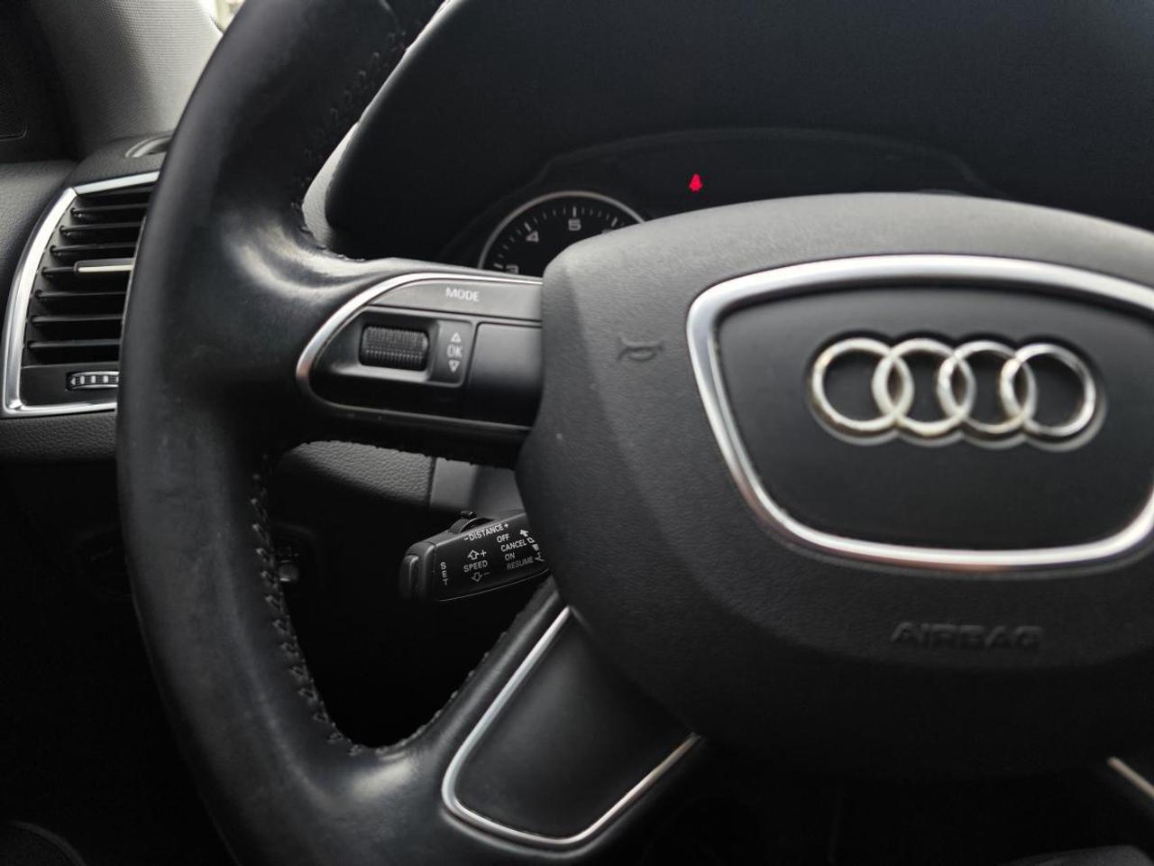 2015 Audi Q5 quattro 4dr 2.0T Technik Photo