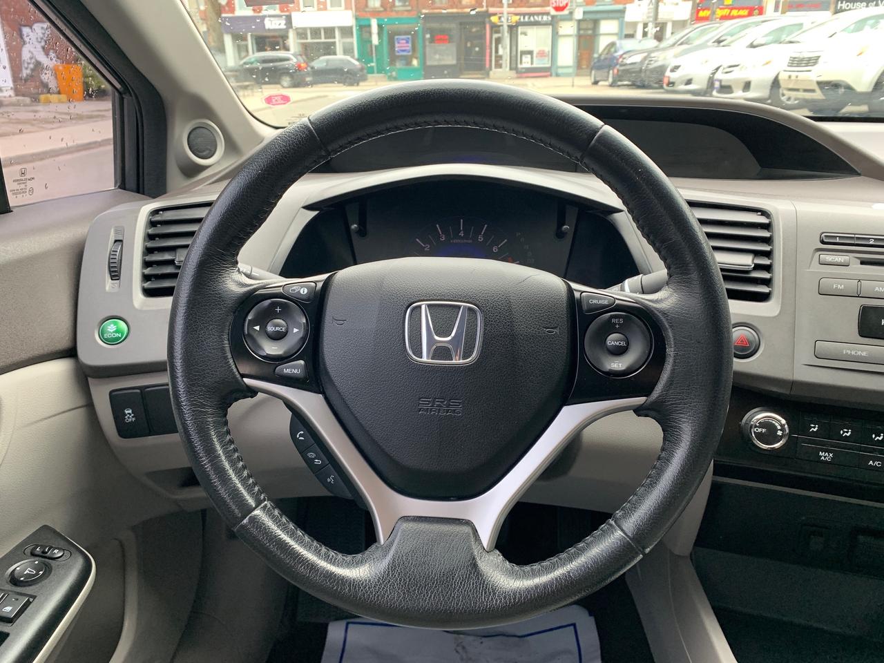 2012 Honda Civic 4dr Auto EX Photo