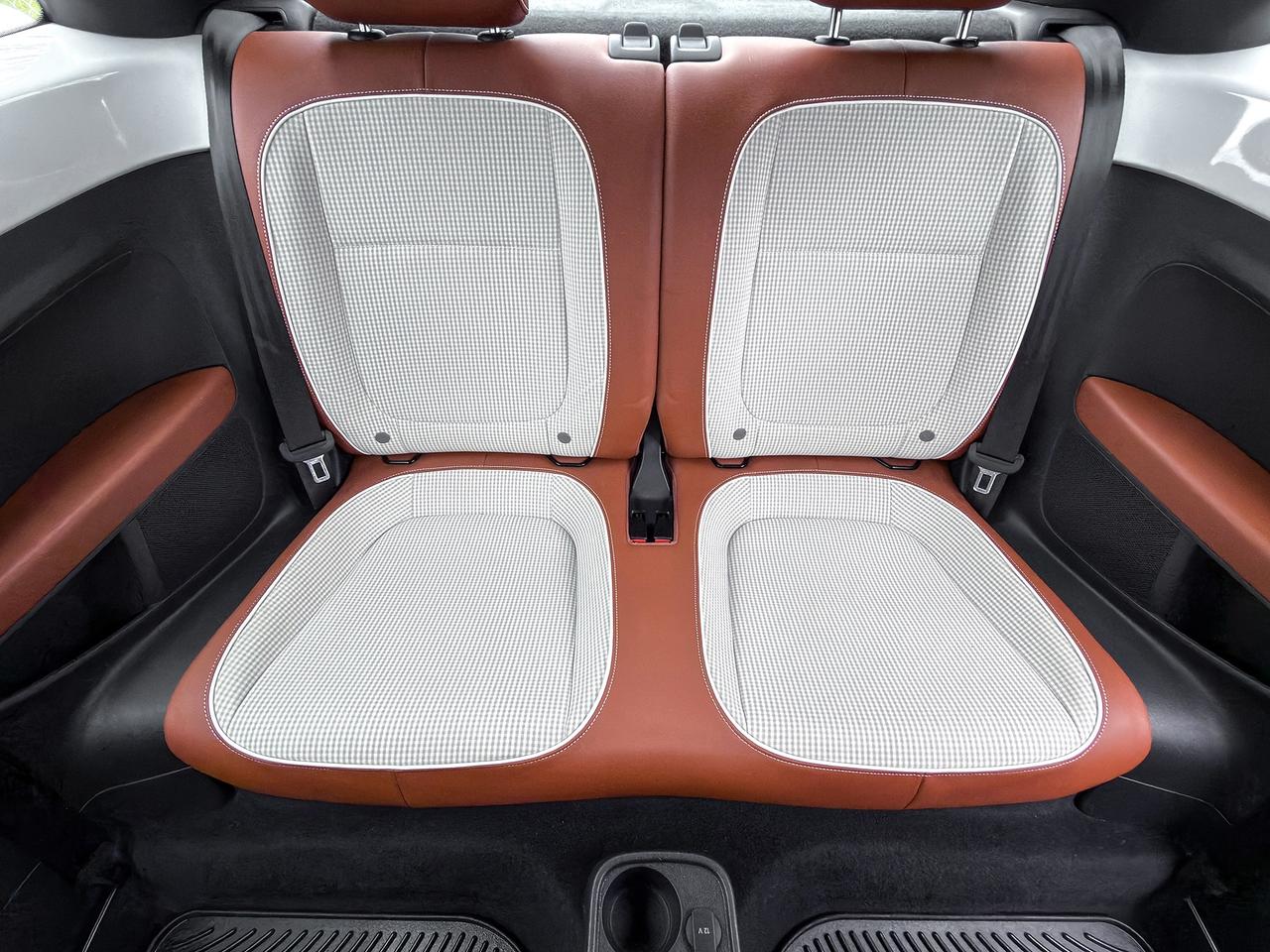 2016 Volkswagen Beetle Classic Photo