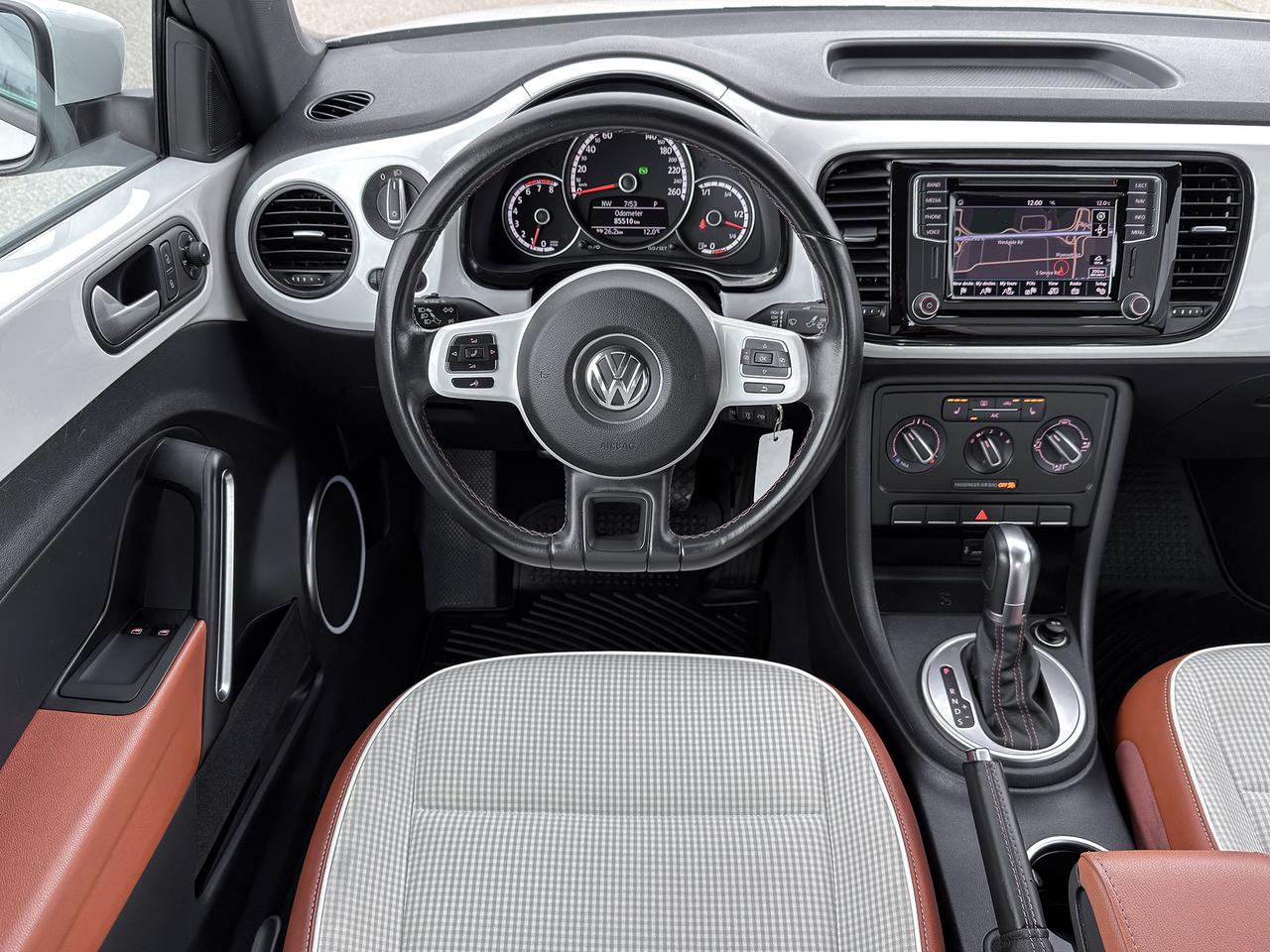 2016 Volkswagen Beetle Classic Photo