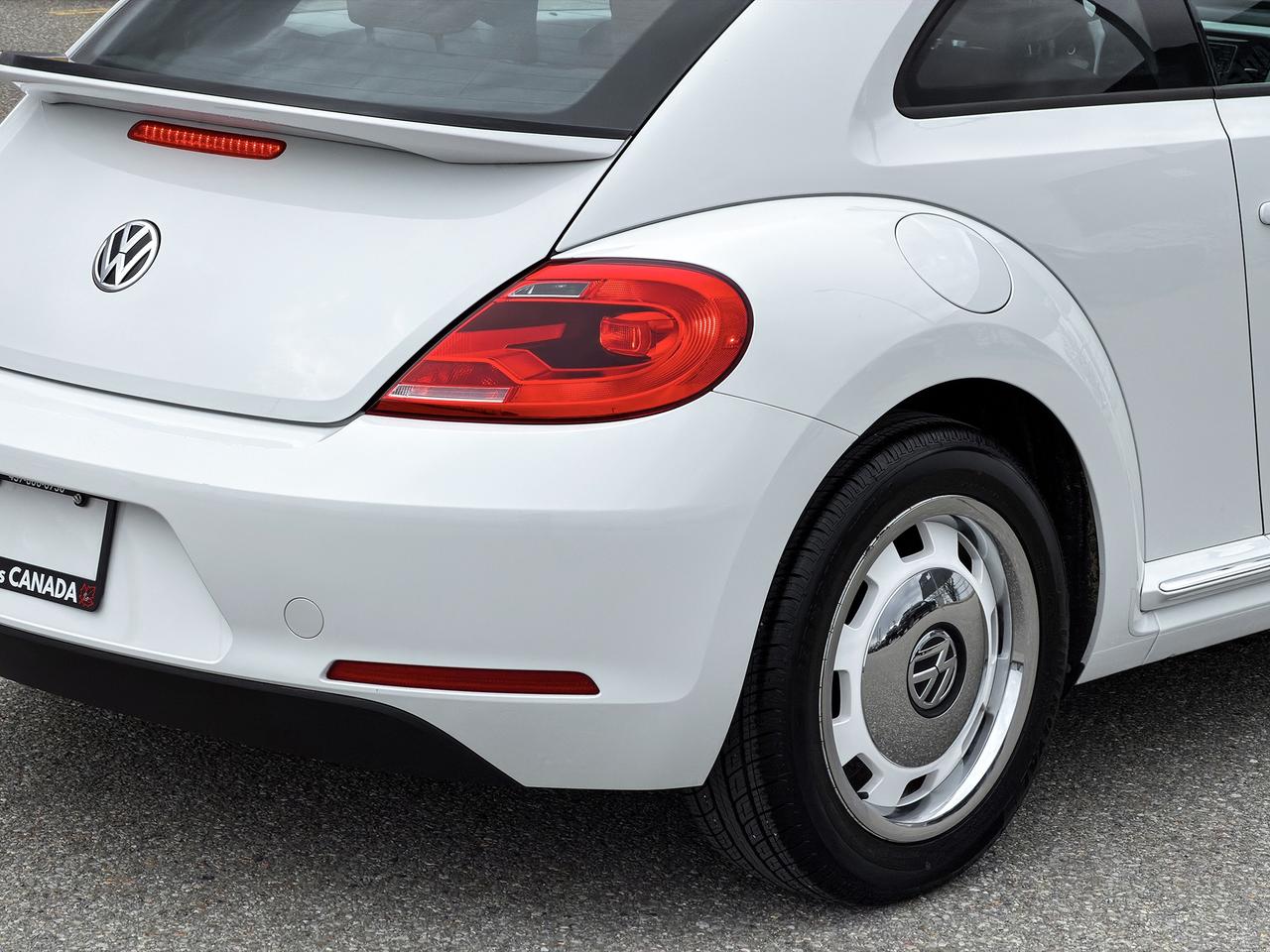 2016 Volkswagen Beetle Classic Photo