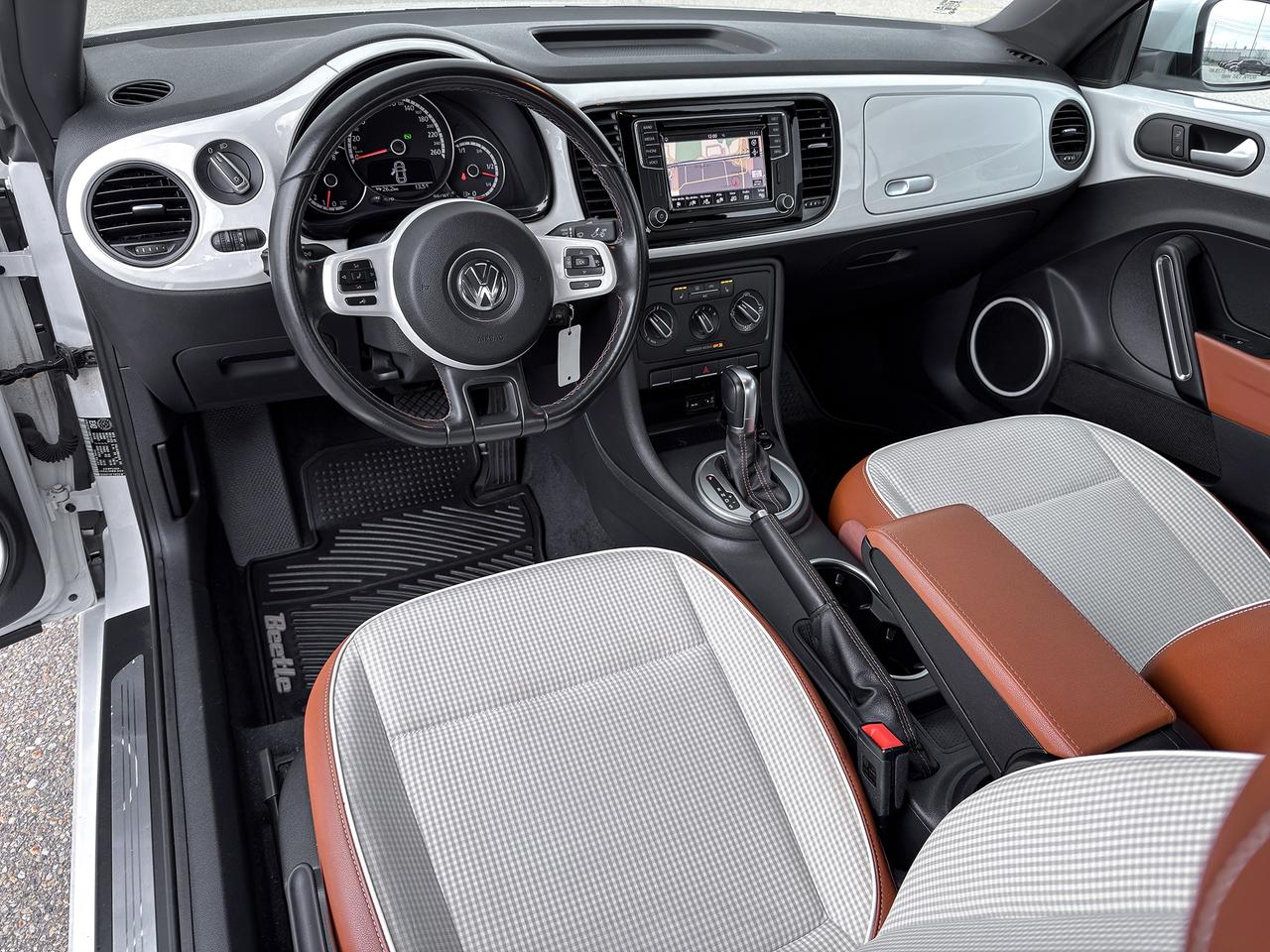 2016 Volkswagen Beetle Classic Photo