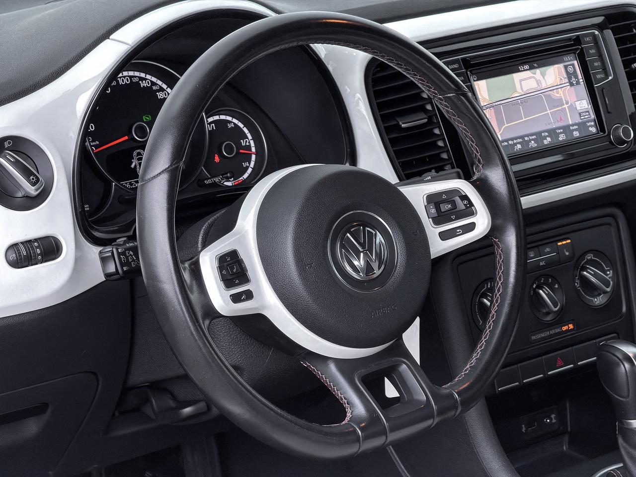 2016 Volkswagen Beetle Classic Photo