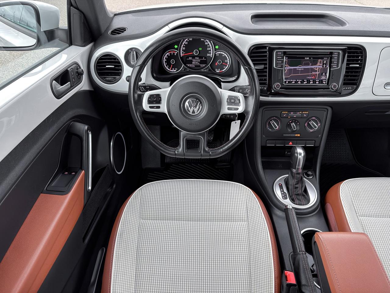 2016 Volkswagen Beetle Classic Photo