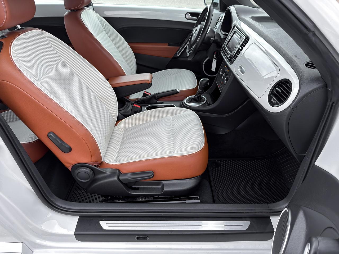 2016 Volkswagen Beetle Classic Photo