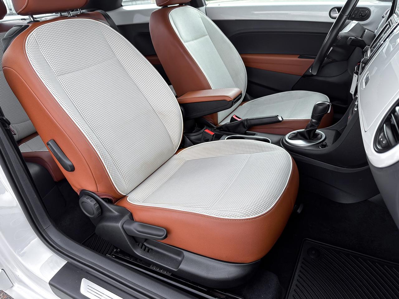 2016 Volkswagen Beetle Classic Photo
