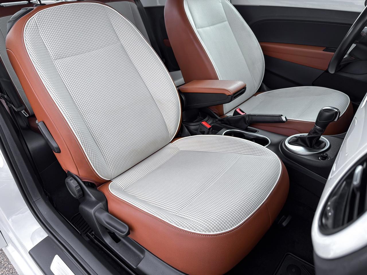 2016 Volkswagen Beetle Classic Photo
