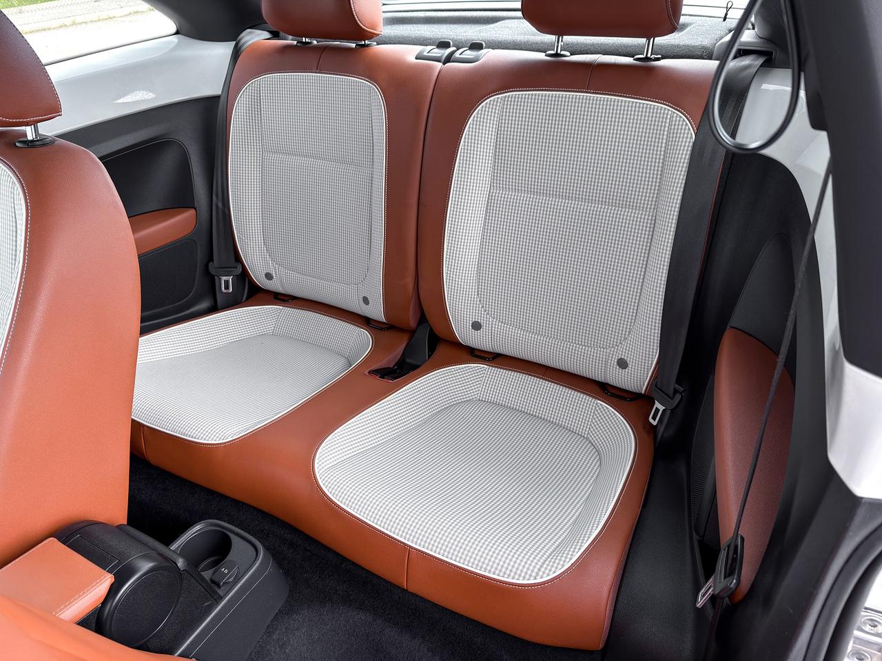 2016 Volkswagen Beetle Classic Photo