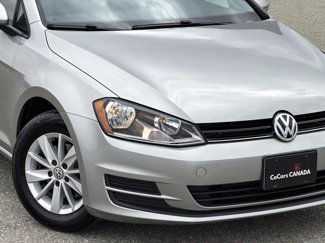 2015 Volkswagen Golf TRENDLINE Photo