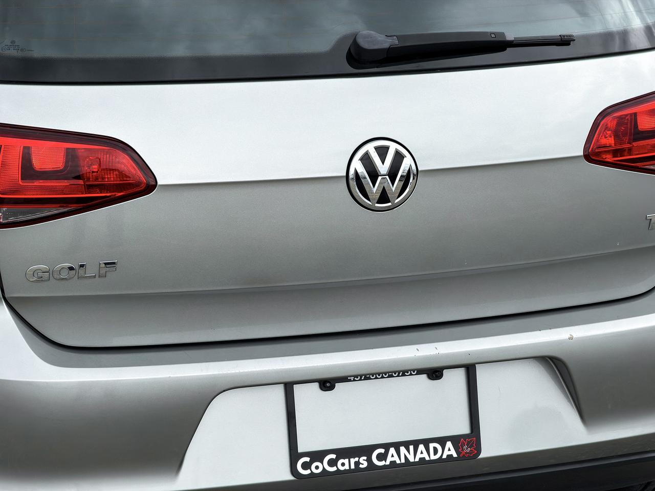 2015 Volkswagen Golf TRENDLINE Photo