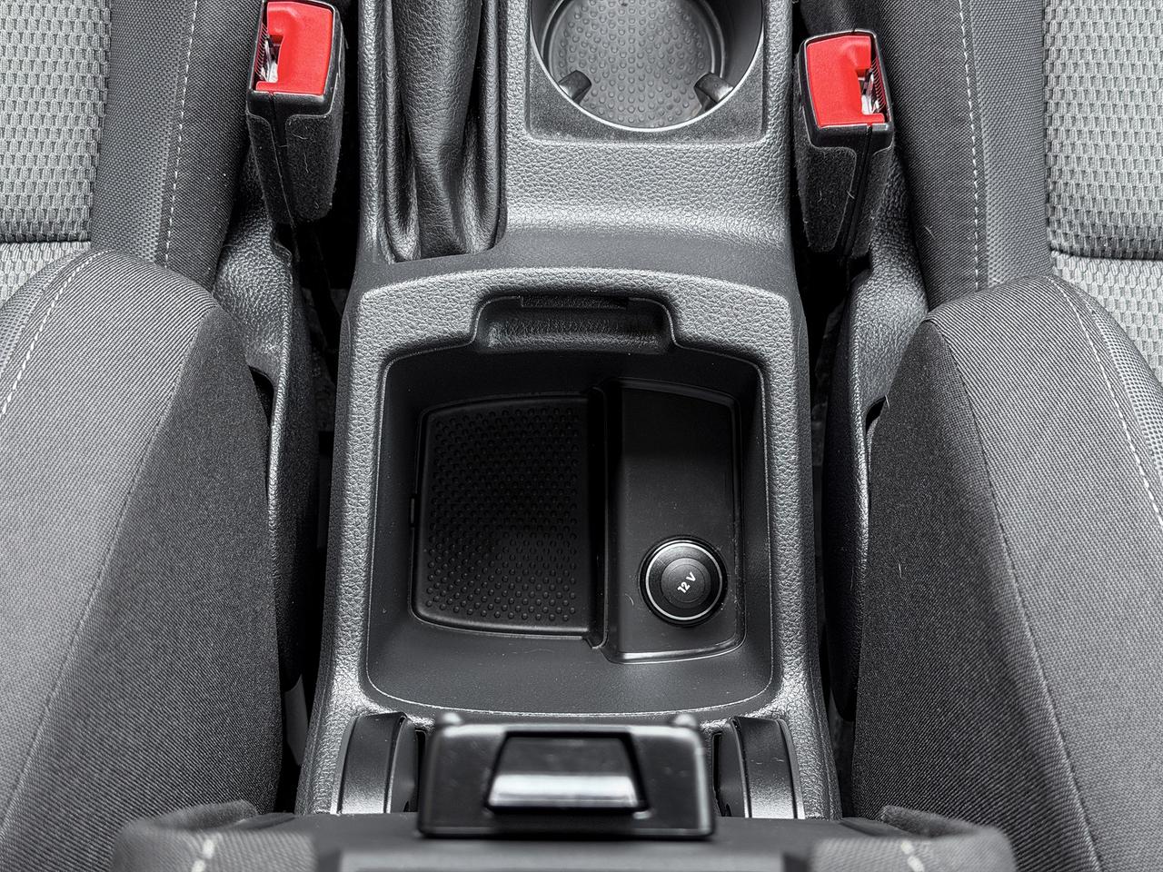 2015 Volkswagen Golf TRENDLINE Photo