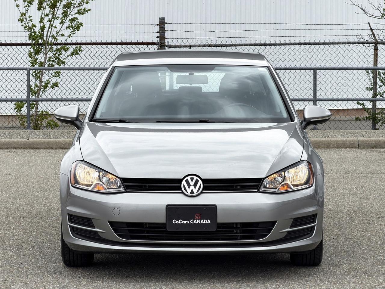 2015 Volkswagen Golf TRENDLINE Photo