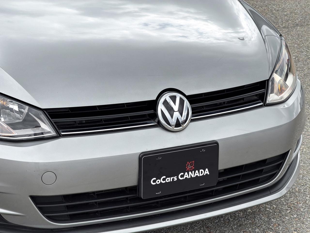 2015 Volkswagen Golf TRENDLINE Photo