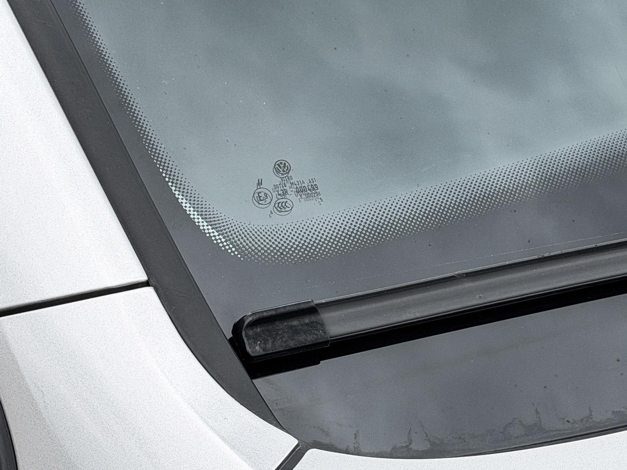 2015 Volkswagen Golf TRENDLINE Photo