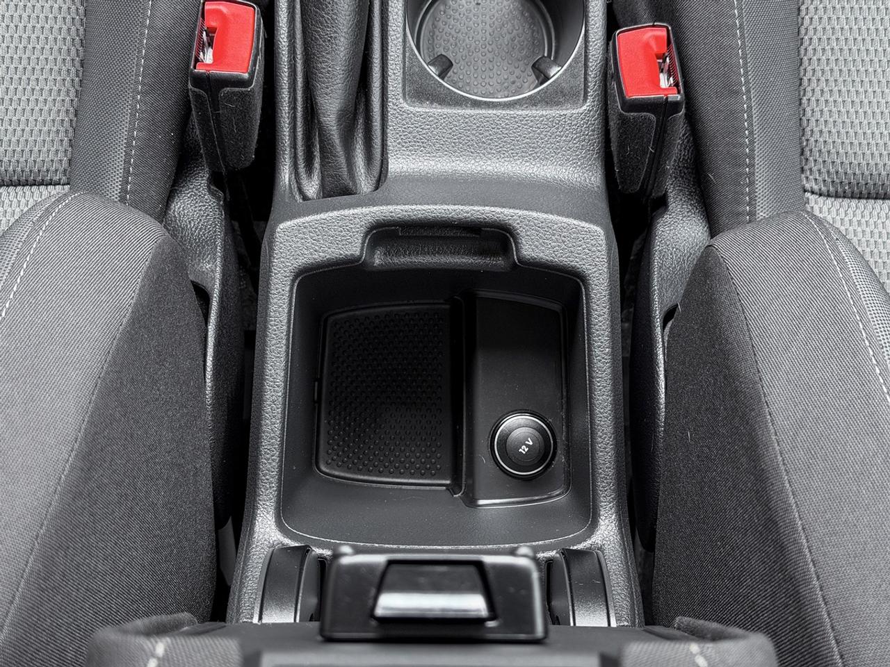 2015 Volkswagen Golf TRENDLINE Photo