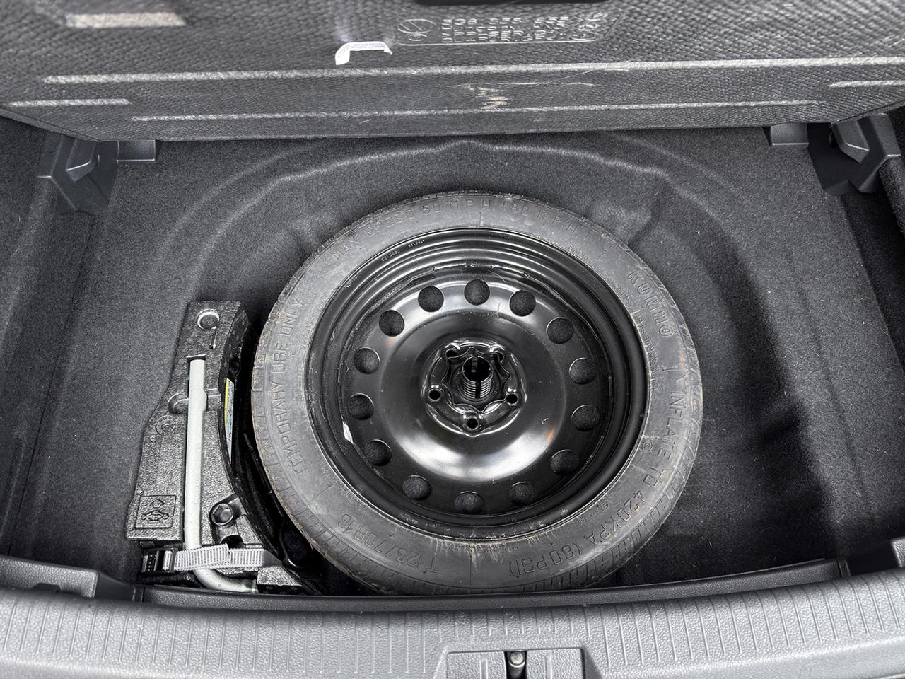 2015 Volkswagen Golf TRENDLINE Photo