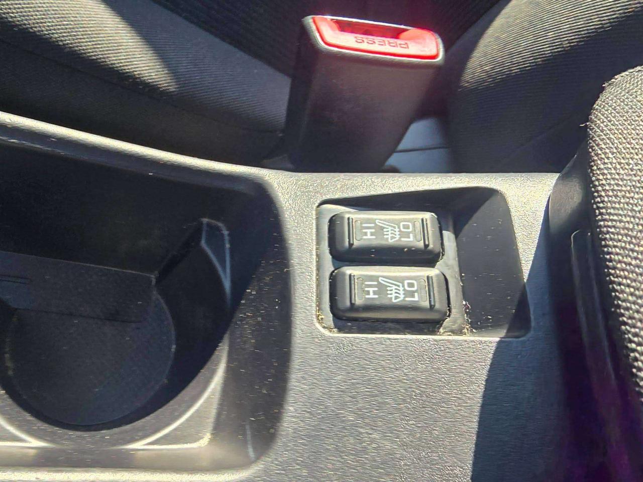2016 Mitsubishi Lancer ES Photo