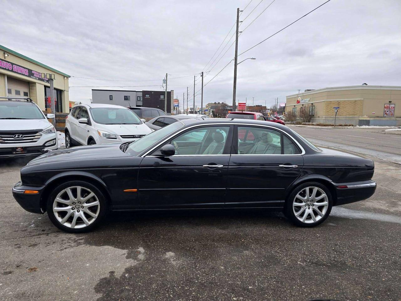 2004 Jaguar XJ XJ8 Photo