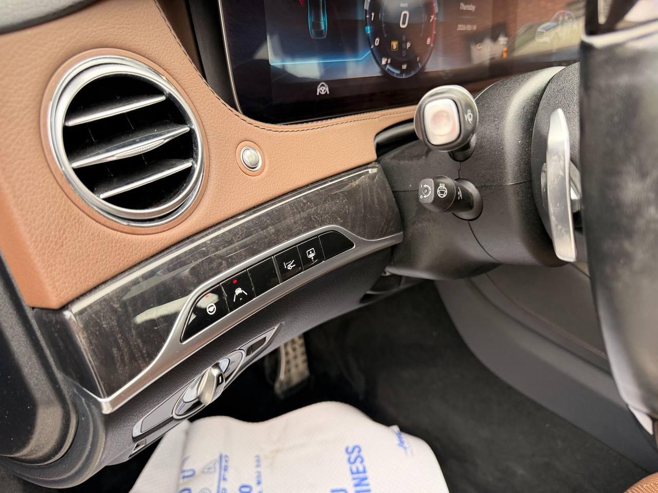 2018 Mercedes-Benz S-Class S 560 4MATIC LWB Sedan Photo
