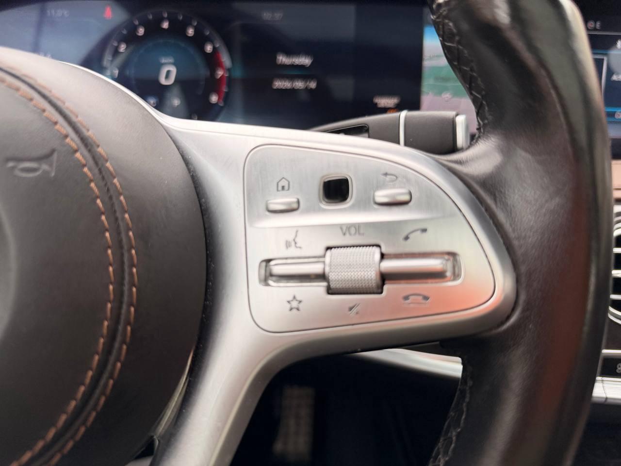 2018 Mercedes-Benz S-Class S 560 4MATIC LWB Sedan Photo