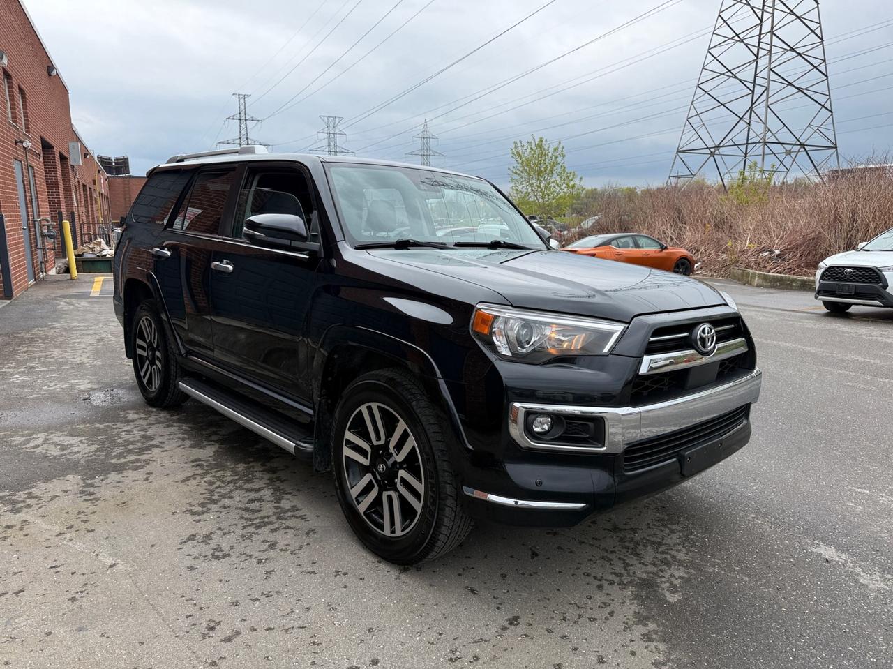 2021 Toyota 4Runner LIMITED, 7 SEATER, NAV, SUNROOF Photo
